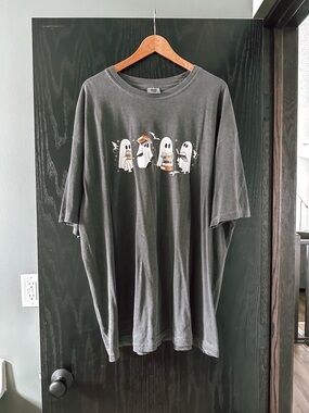 Fourth Wing Ghosts - Comfort Colors Tee